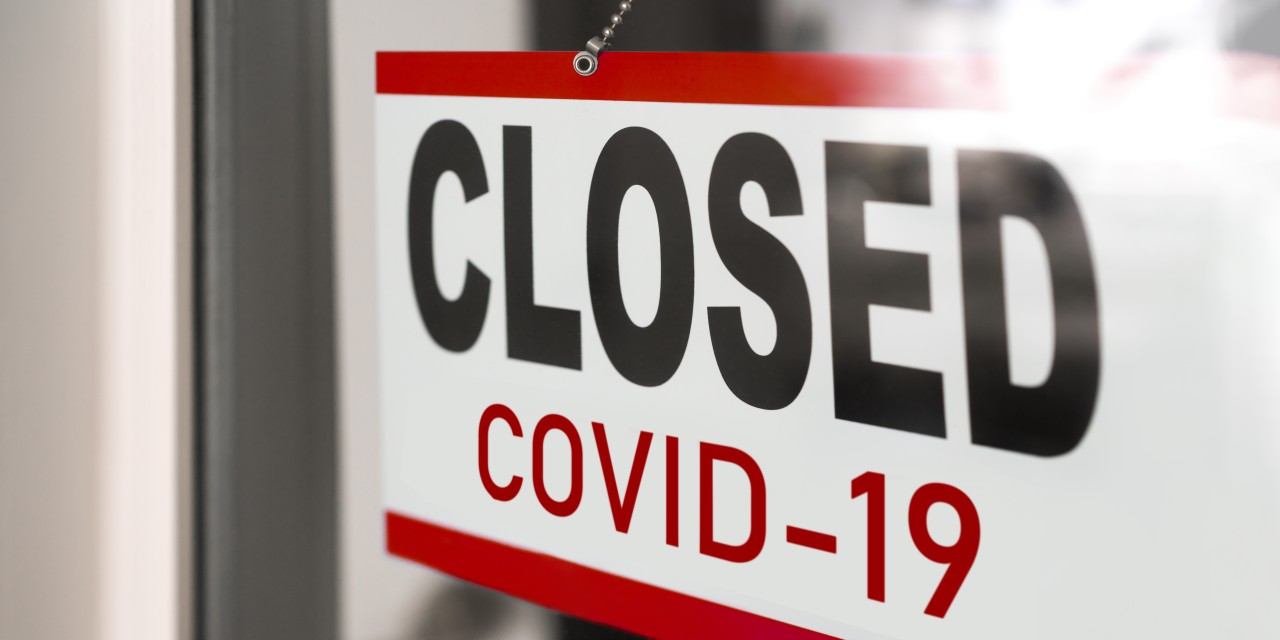 COVID CLosed sign